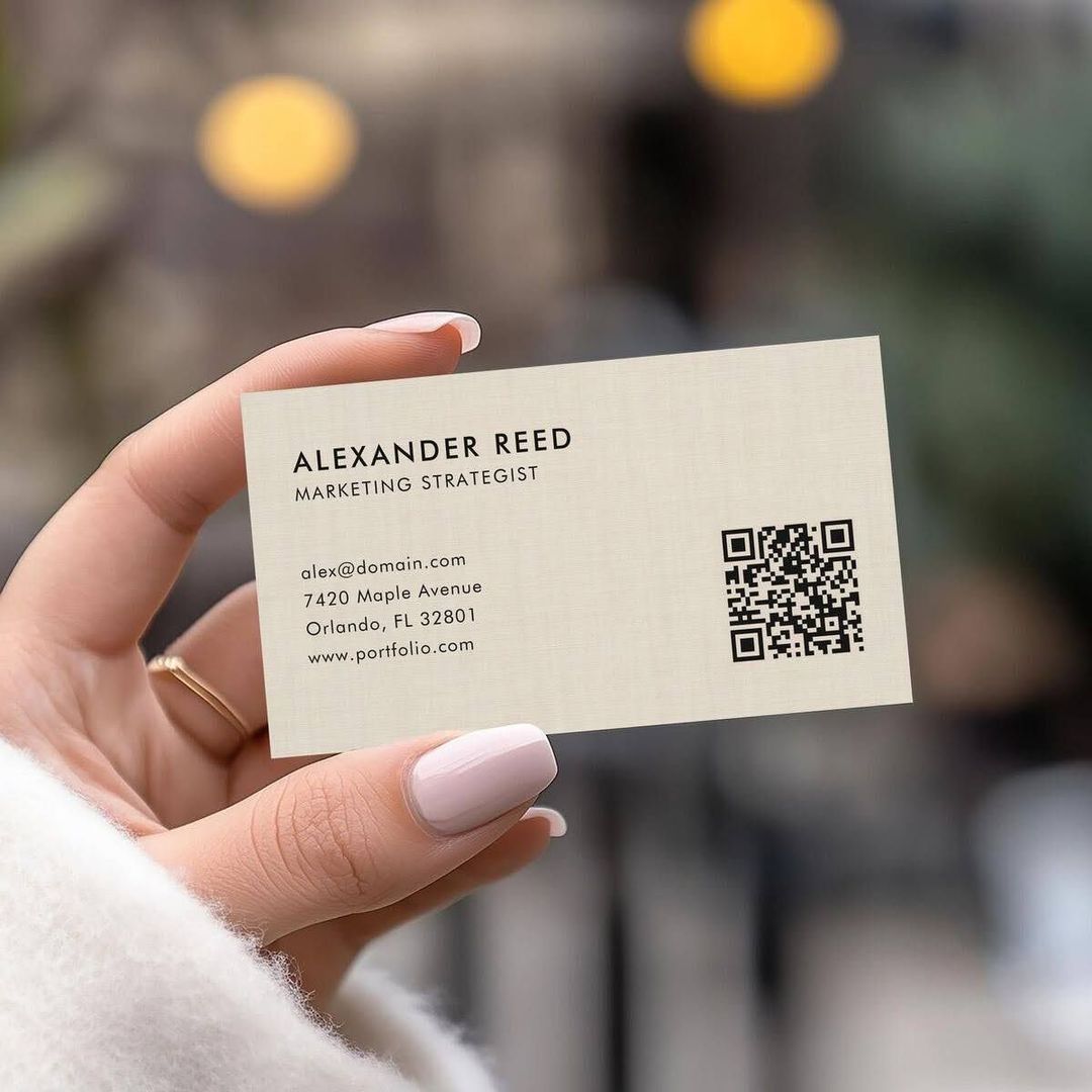 downloaded-qr-code-printed-on-business-card